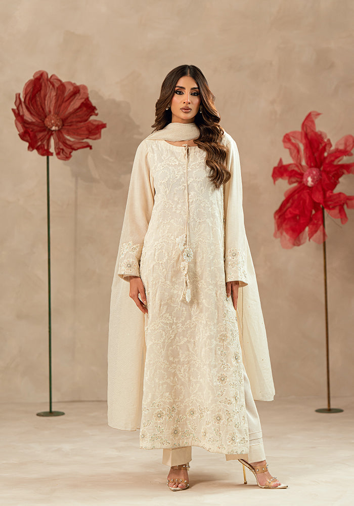 Ivory Petal