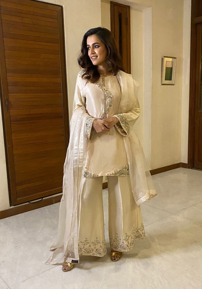 Hira Khan wearing Moonstone by Virsaay